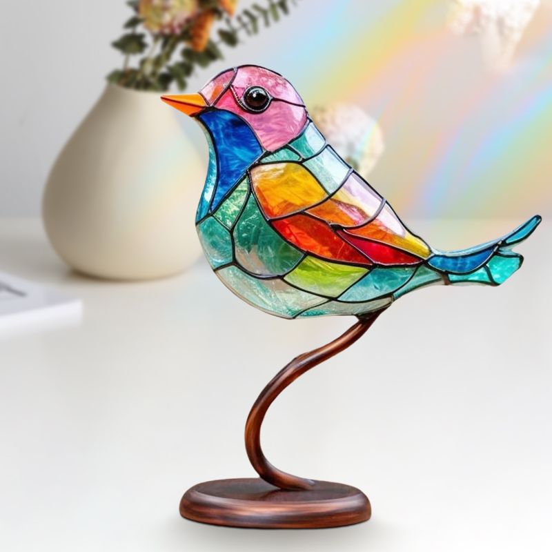Ozdoby dekoracyjne z barwionymi ptakami