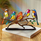 Ozdoby dekoracyjne z barwionymi ptakami